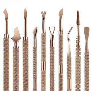 Empujador de Cutículas de Metal Resistente Silver Edge con Agarre Ergonómico para el Cuidado de Manicura y Pedicura - Product Image 6