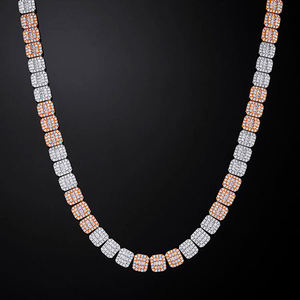 Collier unisexe de luxe en moissanite taille baguette sertie griffe, chaîne à maillons géométriques plaqué or rose 18 carats massif, pour mariage - Product Image 1