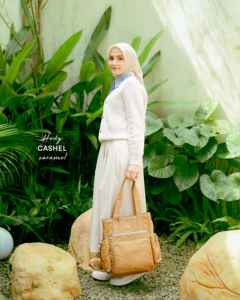 Premium Square Canvas Totepack with Convertible Tote <b>Backpack</b> Style <b>Laptop</b> Sleeve & Functional Pockets - Product Image 4