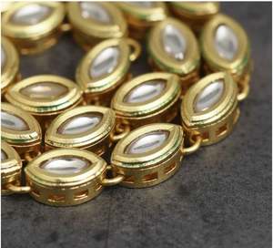 Conector Ovalado de Aleación Chapado en Oro de 18K con Cristales Golden Meena Kaari, Componentes de Joyería Multiusos al por Mayor - Product Image 3