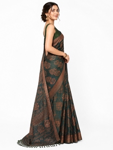 Sari de Seda Verde con Borde Marrón, Traje Tradicional Indio para Bodas, Largo hasta el Suelo, Sin Arrugas - Product Image 3