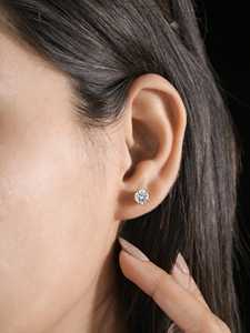 Pendientes de tuerca solitarios de moissanita de corte redondo de alta demanda, de plata de ley 925, para mujer, regalo de promesa elegante para amigas - Product Image 5