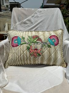 Modern Cotton Cushion Cover Hand Embroidery Floral Hand Embroidered Cotton Floral <b>Throw</b> <b>Pillow</b> - Product Image 2