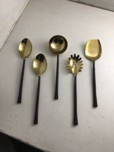 ชุดช้อนส้อมสแตนเลสสไตล์โบฮีเมียน 5 ชิ้น ขัดเงาอย่างดี ปลอดภัยสำหรับเครื่องล้างจาน เป็นมิตรกับสิ่งแวดล้อม ทนทาน เหมาะสำหรับงานปาร์ตี้ - Product Image 3