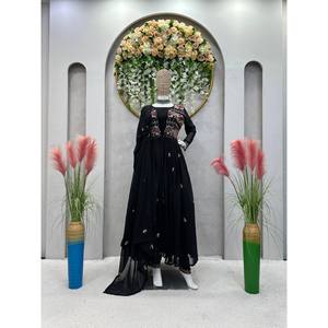 Top Party Wear-Pent XL Size Shrug et Dupatta pour un look élégant - Product Image 4