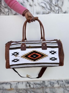 กระเป๋าเดินทางหนังแท้สไตล์วินเทจคุณภาพสูง ลายแอซเท็ก  แบบตะวันตก  ขนาดใหญ่ ใช้งานได้หลากหลาย - Product Image 2