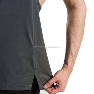 Camiseta sin Mangas Ajustada con Cuello Redondo y Canalé, 100% Personalizada al por Mayor, Camiseta de Algodón Blanca para Hombre con Impresión de Logotipo Personalizado - Product Image 4