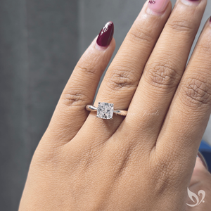 Anillo de Diamante Cultivado en Laboratorio con Certificación IGI, Corte Cojín de 2.0 Quilates, Solitario con Tallo Puntiagudo, Oro Blanco de 10K, para Aniversario de Bodas - Product Image 5