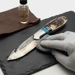 Couteau de chasse et de survie à lame fixe en acier forgé sur mesure avec manche en bois de cerf et turquoise – Vente en gros - Product Image 4