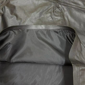 เสื้อเชิ้ตหนังแท้ผู้ชายสั่งทำขายส่ง แขนยาว คุณภาพดีเยี่ยม กระดุมติด แขนหนังลายจระเข้ - Product Image 4