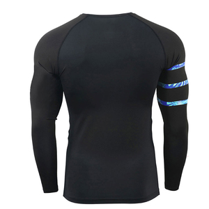 เสื้อรัดกล้ามเนื้อผู้ชายแบบสั่งทำ OEM ผ้ายืดสแปนเด็กซ์/โพลีเอสเตอร์ 240 กรัม แขนยาว กระชับรูป แห้งเร็ว ระบายอากาศได้ดี เหมาะสำหรับออกกำลังกายและเล่นกีฬา - Product Image 4