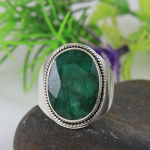 <b>Emerald</b> Gemstone <b>Ring</b> Handmade Green Stone Jewelry Boho Statement Unisex <b>Ring</b> - Product Image 2