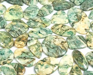 Cabochons en mariposite naturelle en gros, pierres précieuses de créateur, blanc et vert poli, formes et tailles variées pour la fabrication de bijoux - Product Image 5
