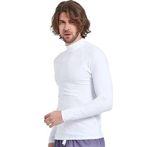 เสื้อแรชการ์ดผู้ชายแบบแห้งเร็วสำหรับเล่นเซิร์ฟและว่ายน้ำ - Product Image 3