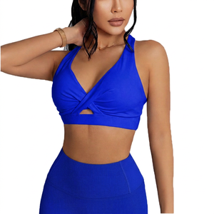 Sujetador Deportivo Blanco con Escote en V Profundo para Mujer, con Diseño Recortado, Transpirable, Soporte Medio, Top Deportivo - Product Image 4