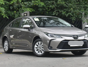 รถยนต์มือสอง Toyota Corolla Levin TNGA 1.5LCVT ซีดาน รุ่นขายดี พวงมาลัยซ้าย สำหรับผู้ใหญ่ พร้อมขาตั้งแบบ 2 in 1 - Product Image 3