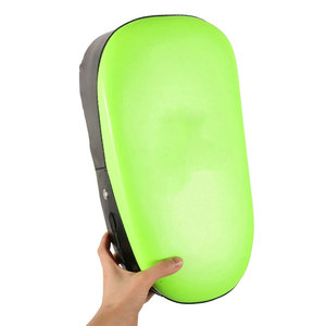 Protector de Boxeo Muay Thai de Cuero de Alta Calidad OEM, Almohadillas Tailandesas con Acolchado Grueso para Entrenamiento de Taekwondo - Product Image 2