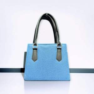 Bolso Tote Azul Texturizado, Bolso de Hombro para Mujer, Bolso con Solapa de Poliéster para el Uso Diario - Product Image 1
