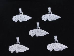 Colgante para hombre de aleación chapada en oro con incrustaciones de diamantes de imitación pesadas, estilo Hip Hop Street Legend - Product Image 3