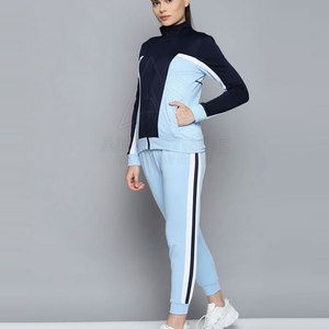 Ensemble jogging à capuche de haute qualité pour l'hiver, look tendance, coupe classique, 100% coton, adapté aux tenues décontractées et aux séances d'entraînement - Product Image 3