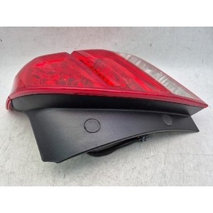 Feu arrière droit Trax d'occasion, référence OEM 95476776 - Product Image 5
