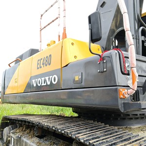 Excavadora Hidráulica <span class=keywords><strong>Volvo</strong></span> EC480 Usada, de 48 Toneladas, sobre Orugas, para Construcción y Movimiento de Tierras - Product Image 3