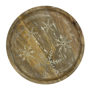 Plateau de service en bois artisanal gravé flocon de neige, plat rond rustique, décoration murale style ferme, planche en bois de manguier écologique - Product Image 1