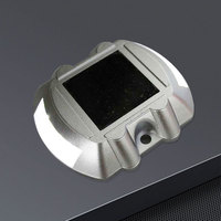 Feu de signalisation de sécurité routière solaire à LED clignotant en film d'aluminium laminé, qualité ingénieur, 50 000 heures, forme fer à cheval
