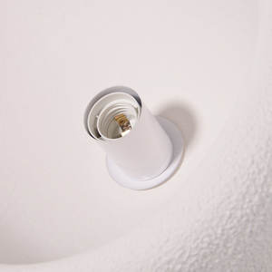 Muebles de restaurante elegantes con colgante geométrico de ratán ligero - Product Image 5