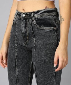 Jeans en denim ajustés pour femmes, à porter au quotidien - Design déchiré en coton pour les soirées romantiques et les vacances, saisons été/hiver - Product Image 6
