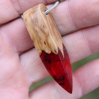 Nouveau Collier Pendentif en Bois et Résine 2026 avec Cordon Noir et Pierre Arc-en-ciel – Bijou Tendance Géométrique Unisexe pour Soirées