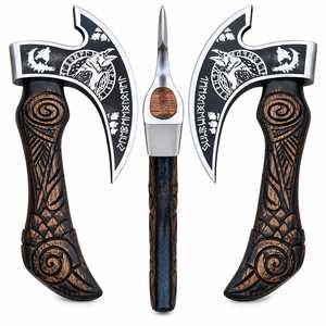 Hacha Vikinga Hecha a Mano, Hoja de Acero con Alto Contenido de Carbono, Mango de Madera Tallada, Decoración Nórdica Huginn Muninn |   Cortador de Pizza en Forma de Hacha - Product Image 4