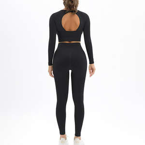 Ensembles de yoga personnalisés de haute qualité, débardeurs courts, ensembles de yoga décontractés sans coutures, ensembles de yoga tendance, ensembles de yoga pour femmes, ensembles de yoga sportifs d'été - Product Image 4