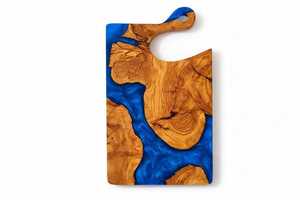 Planche à découper artisanale en bois d'acacia et résine époxy, élégante et de qualité supérieure, pour la préparation et le service des aliments en cuisine - Product Image 5