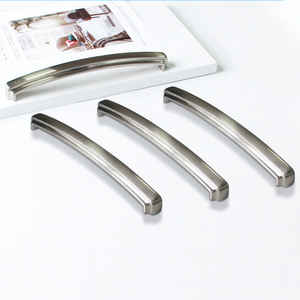 Tirador de Gabinete Curvo Moderno de Aleación de Zinc, Tirador Arqueado Sólido, Minimalista, Duradero, Herraje de Alta Calidad para Cocina, Baño y Armario - Product Image 4