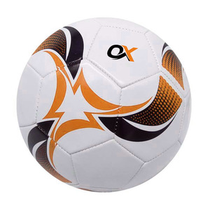 อ็อกซ์วา อินดัสทรีส์ ลูกฟุตบอล/ซอคเกอร์ PVC ขนาด 1.6 มม. ราคาประหยัด รับทำโลโก้ตามสั่ง ออกแบบเองได้ เป็นมิตรกับสิ่งแวดล้อม น้ำหนักเบา พร้อมไส้บอลบิวทิล - Product Image 2