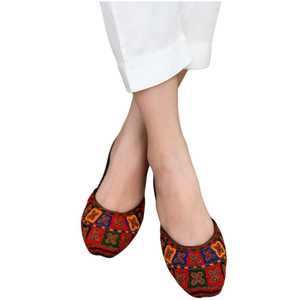 Chaussures plates anti-dérapantes pour femmes, style Khussa indien pakistanais, faites à la main, élégantes, à motifs floraux, avec pierres, tailles et couleurs personnalisées, pour l'été - Product Image 1