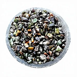 Vente en gros de copeaux d'agate rhylite polie, cristal concassé 3-5mm pour la décoration intérieure et les fêtes par AMAYRA CRYSTALS EXPORTS INDIA - Product Image 1