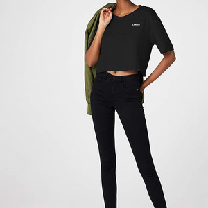 T-shirt court tendance pour femme à prix de gros – Look décontracté moderne, style urbain branché - Product Image 4