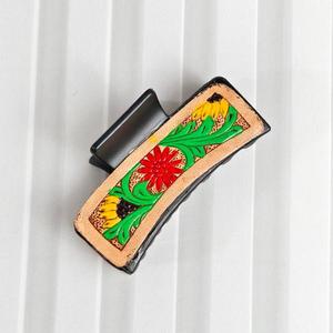 Pince à cheveux en résine colorée avec motif floral, accessoire de mode pour femmes - Product Image 2