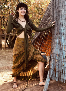 Falda Boho de Encaje Asimétrica con Volantes de Algodón, Falda Maxi con Silueta Fluida y Estilo Romántico Bohemio - Product Image 4