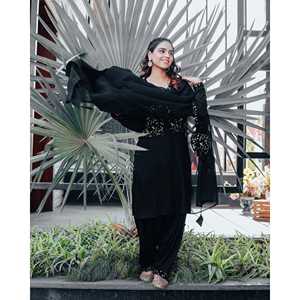 Conjunto de Traje Elegante de Terciopelo Bordado Ecológico para Mujer, Talla XS, Color Negro, Temporada Otoño, Marca Raha - Product Image 6