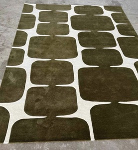 Green Abstract Tufted Area Rug, Organic Shape Design <b>Carpet</b>, Modern Minimalist Living Room Rug - Product Image 1