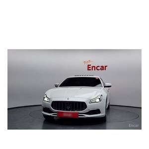 Maserati Quattroporte 3.0 V6 GranLusso, Modelo Diciembre 2021, 55,675 km, Caja de Cambios Automática, Asientos de Cuero, Cámara Trasera, Volante a la Izquierda - Product Image 3