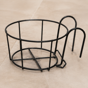 Soporte Minimalista de Metal para Macetas Colgantes, Diseño Circular, Acabado con Recubrimiento en Polvo, para Plantas de Interior y Exterior - Product Image 4