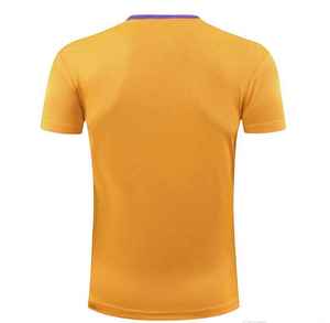 Camiseta y pantalones cortos transpirables y de secado rápido de la mejor calidad para bádminton, tenis de mesa, uniformes deportivos cómodos para hombre. - Product Image 4