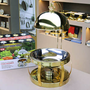 Recipiente para calentar comida con diseño de caligrafía árabe real, base con patrón de estrella islámica y gancho vertical para la tapa, en color dorado. - Product Image 3