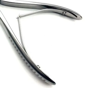 Pince à instruments chirurgicaux sur mesure coupe osseuse pince à os de haute qualité en gros par VIDIFIVE INTERNATIONAL - Product Image 3
