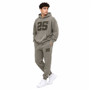 Survêtement vintage surdimensionné personnalisé pour homme en molleton de coton avec impression de numéro, ensemble deux pièces (hoodie et pantalon de jogging) - Fournisseur ODM - Product Image 5