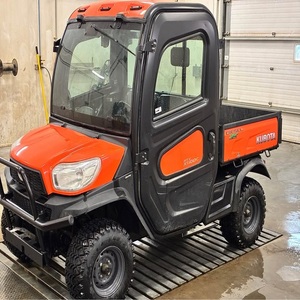 Véhicule utilitaire agricole tout-terrain Kubota RTV-X1100C robuste 4x4, tracteur à roues côte à côte puissant avec moteur, pompe et engrenages en excellent état - Product Image 1